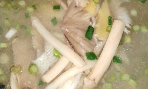 超级简单的伞把菇汤,味道鲜美